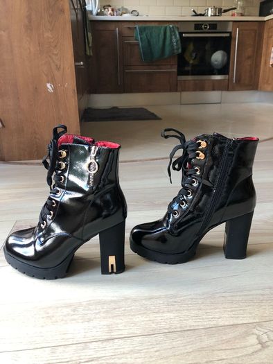 Black heeled Boots for women, size 39 EUR