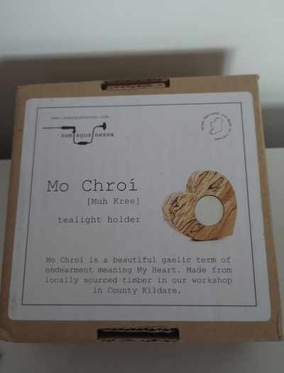 Tea light holder