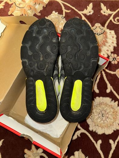 Nike Air Max 270 React Eng Neon CW2623-001