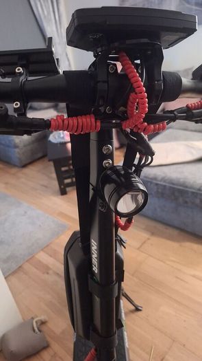 E Scooter: 2025 Inner City Grafter Dual Motor Scooter.  2400w In Dual Mode. Comes With Warranty And Original Fast Charger, + More Extras. Had Very Little Use Scooter Is Mint. Very Powerful Scooter. WOULD TRADE FOR A GOOD KUKIRIN G3 PRO OR A FRESH G2 MASTE