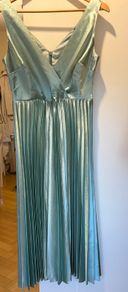 Dorothy Perkins LUXE Pleated Midi Dress  Sage Green Satin (Brand New With Tags