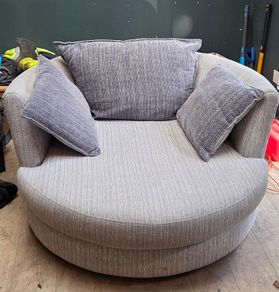 Swivel armchair