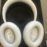 Bose noise cancelling headphones Image 4