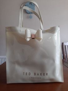 Ted Baker Shopper