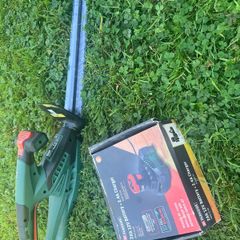 Parkside cordless hedge trimmer & charger (no battery)