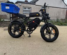 E-Bike Engwe M20 with triangular battery
