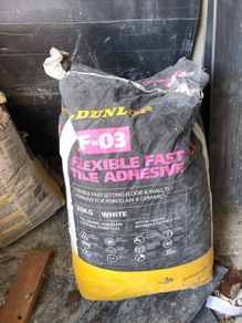 Tile adhesive 20kg x 2