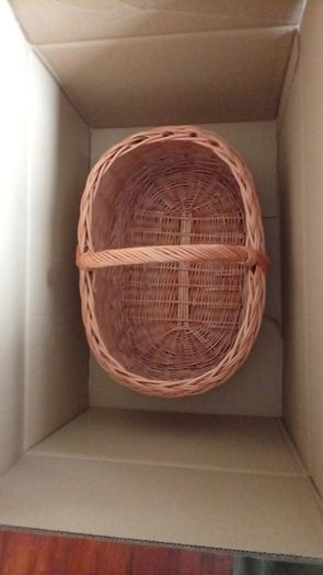NEW Wicker shopping basket, ideal for the car& top up shop, mushroom picking, picnic. The best quality, sturdy