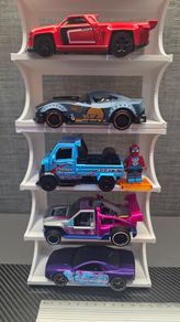 Hot Wheels 1:43 scale diecast cars Pack of 5 2