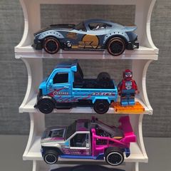 Hot Wheels 1:43 scale diecast cars Pack of 5 2