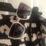 ladies skirt & free sunglasses Image 5