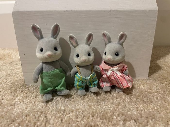Sylvanian Families bundle - Treehouse, House and Boutique