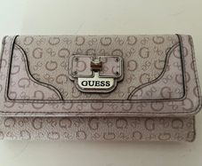 Guess purse/ wallet