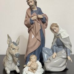 NAO By Lladro 4 Pcs Porcelain Nativity Set Mary - Joseph - Baby Jesus - Donkey
