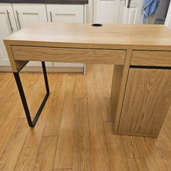 Micke IKEA desk