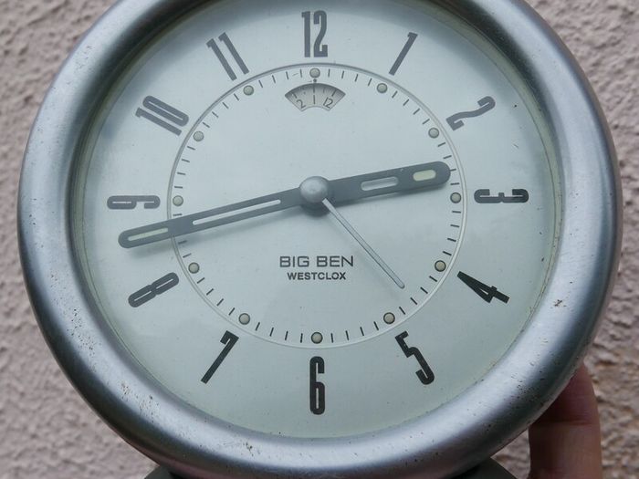 Vintage Westclox Big Ben  10 Charcoal Case Gray Dial Alarm Clock