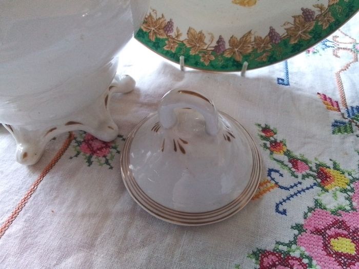 Mixed lot of China & Delph