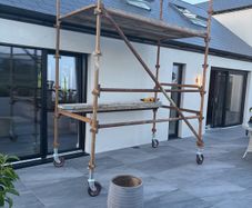Scaffolding and wheels