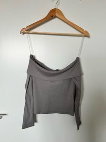 Off shoulder long sleeve top