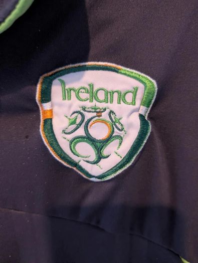 Rep of Ireland Third Football Shirt | 2009/10 | Umbro | Large