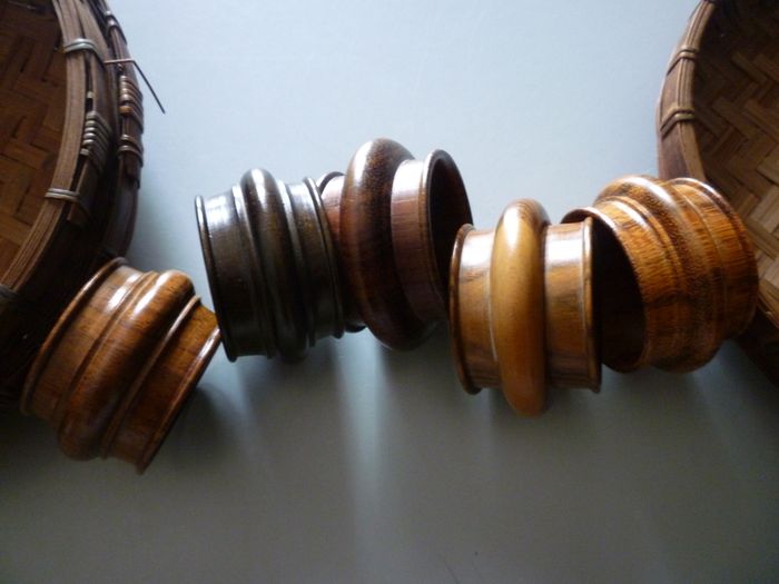 Wooden Napkin Ring holders-set Of 5 Vintage With Storage Box