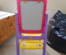 Children's chalk and white board
