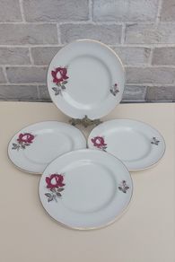 Beautiful Set of Four Breakfast Plates by Arklow Pottery in the Very Popular and Collectable "Autumn Rose" Pattern