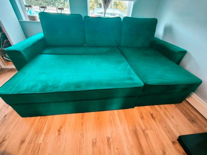 Corner sofa. Sofa bed. Very good condition