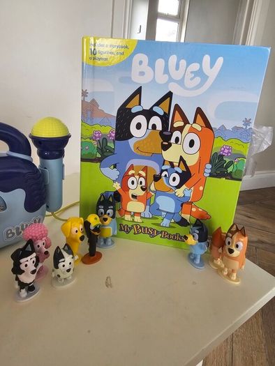 Bluey toy set