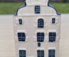 KLM Blue Delft miniature collector's house