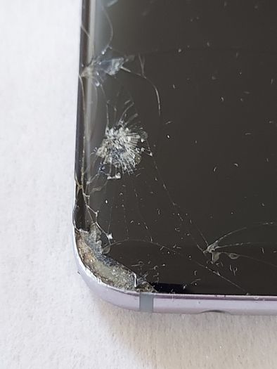Samsung Galaxy S8 (SM-G950F), for parts or repair, not powering on