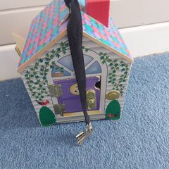 Melissa and Doug  Key House