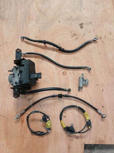 suzuki bandit 1250 abs parts