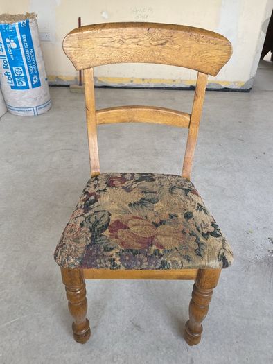 Dining table and chair set