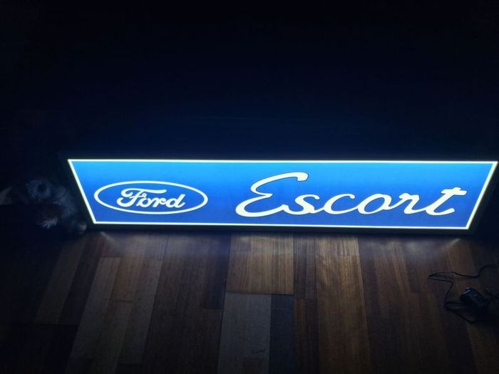 ford sign