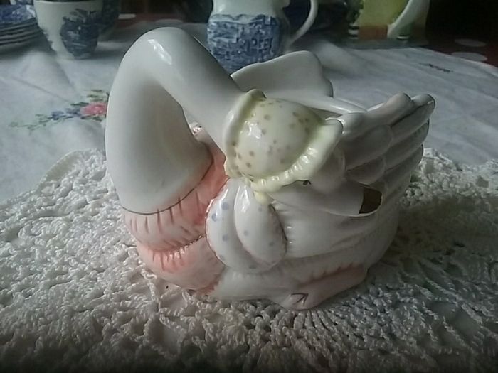 Cute Swan Planter