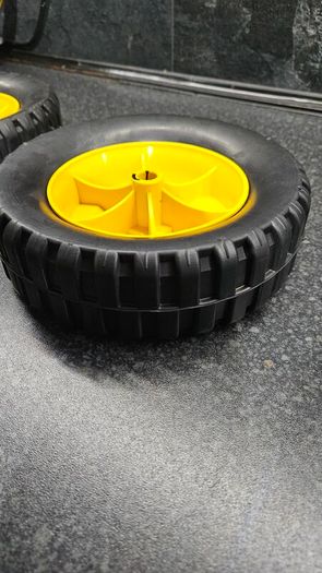 Dewalt saw stand wheels