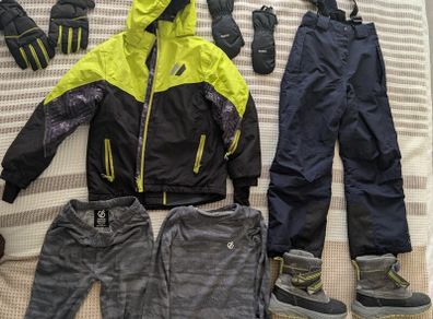 Ski clothes for boys