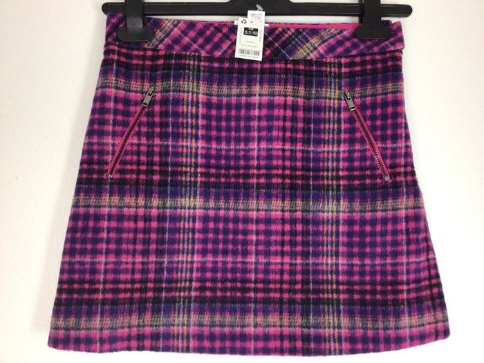 Dunnes Girls Pink Check autumn winter Skirt Bnwts age 10/11 years
