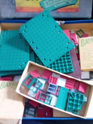 Vintage Childrens Building Set
