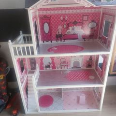 Dolls House