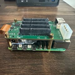 Raspberry Pi 5 8GB with Radxa Penta SATA HAT
