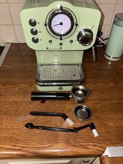 Swan retro Espresso coffee machine - Pistachio