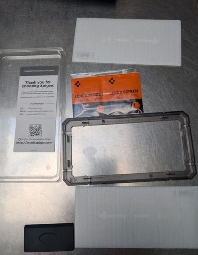 Spigen AlignMaster screen protector Pixel 6