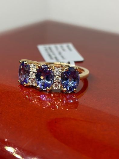 Gold 14K (585) Yellow Gold AAA Tanzanite & Lab Grown Diamond