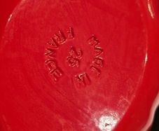 Staub Cast Iron Tomato Cocotte / Casserole Dish (2.9L) - Cherry Red