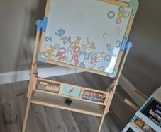 Wooden Easel