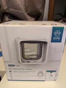 Microchip pet door