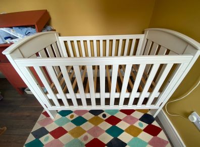 Cot & cot bed