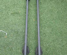 Thule 127cm SquareBar Roof Rack System (Raised Rails) + Keys